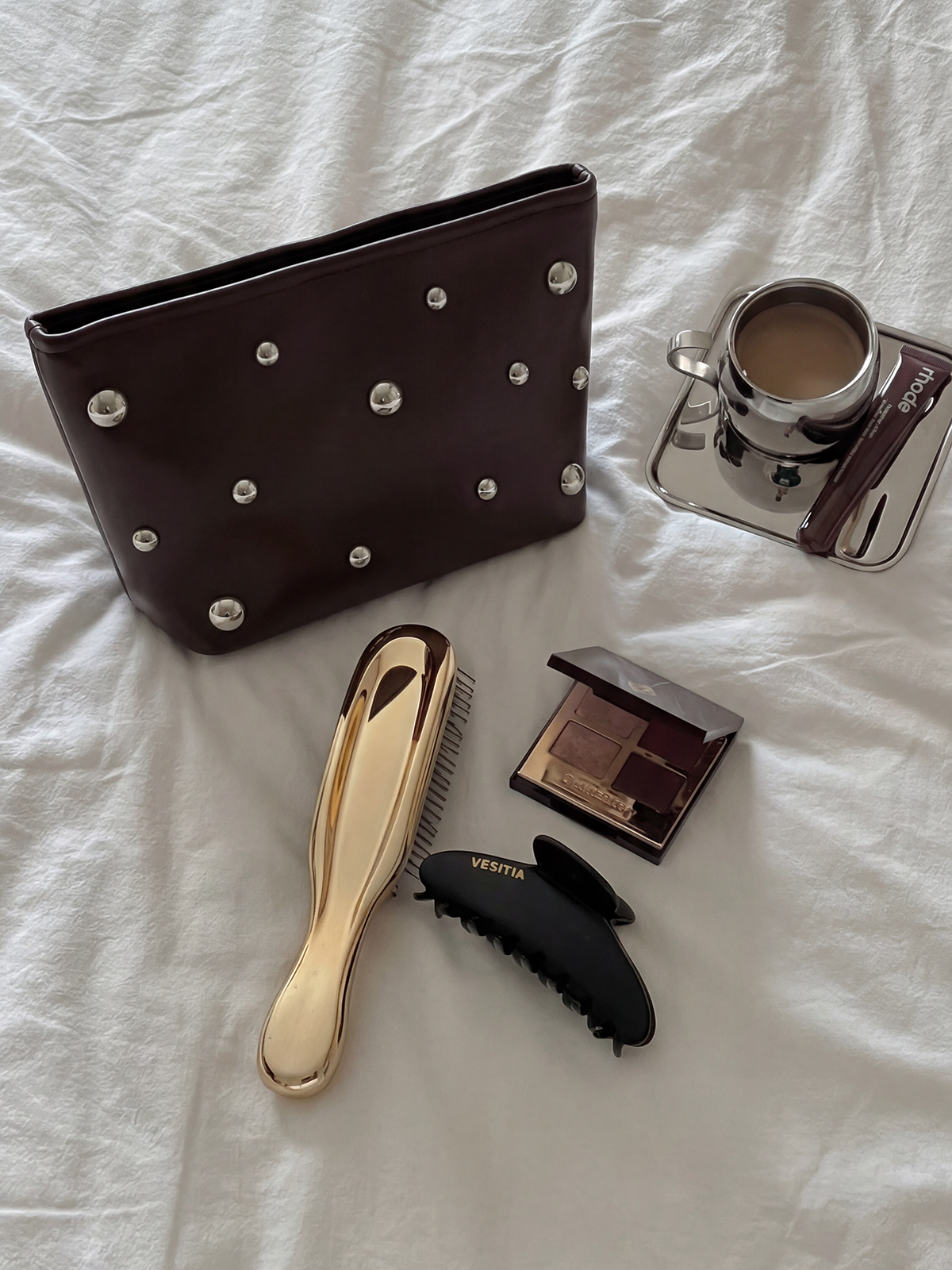 Makeup Bag with half-sphere Studs Chocolate, L