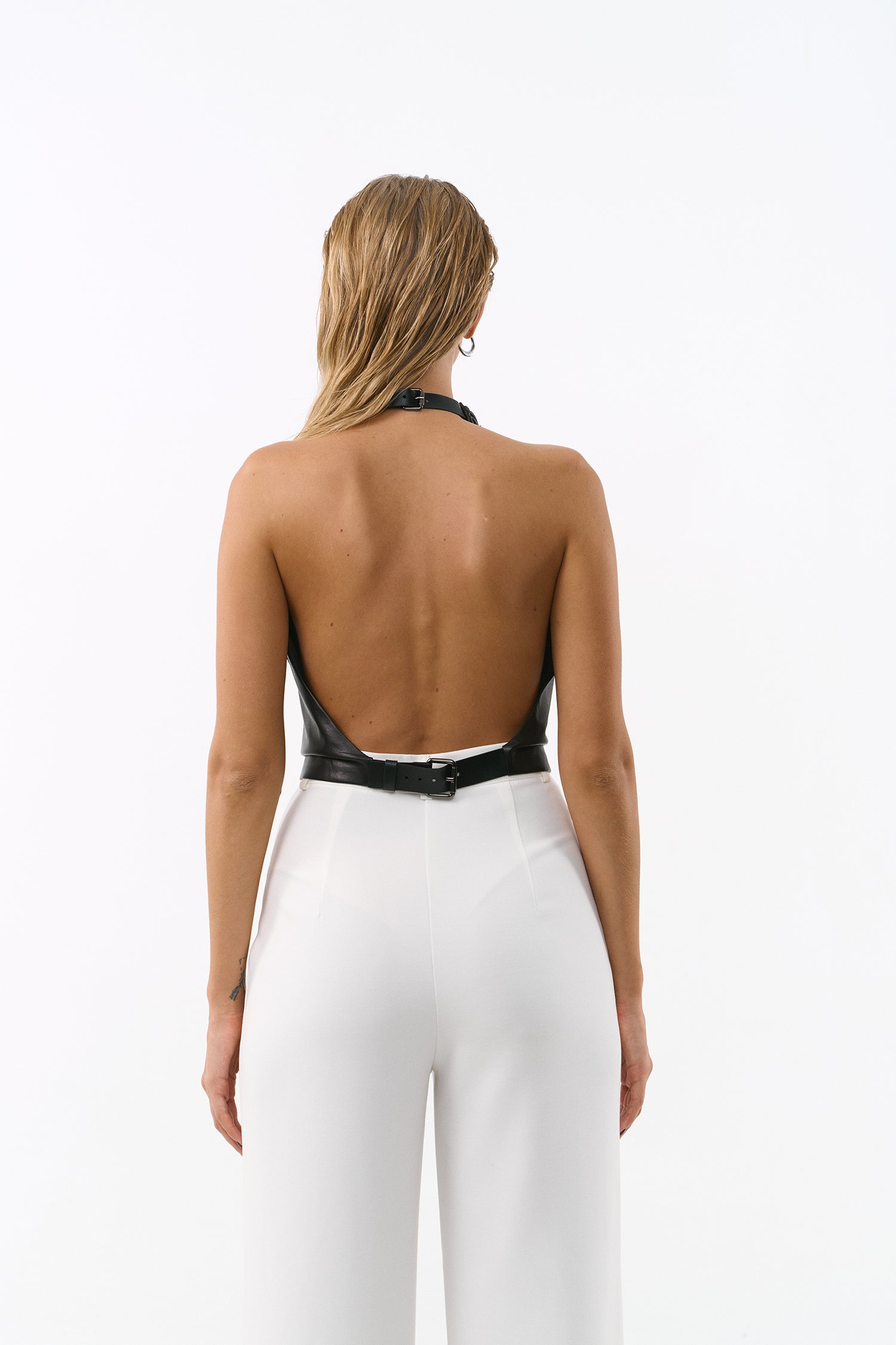 Top Isaora Black