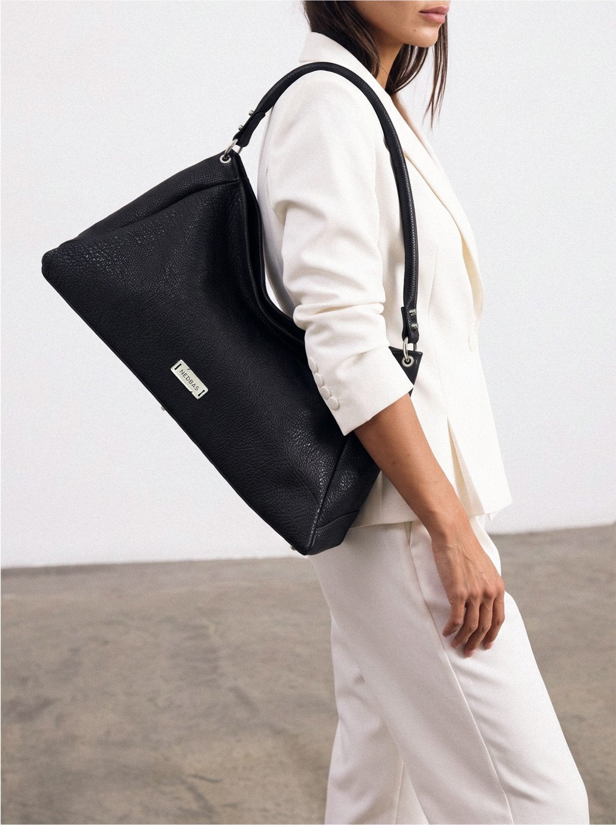 Bag FOLD MAXI Black Textured Leather