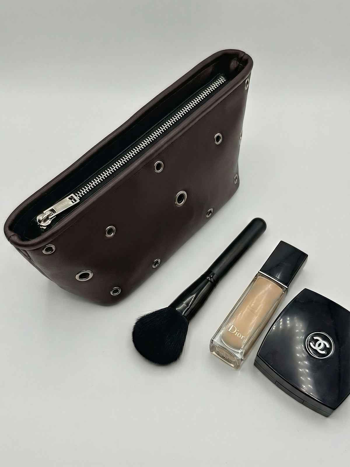 Makeup Bag with Eyelets Chocolate S