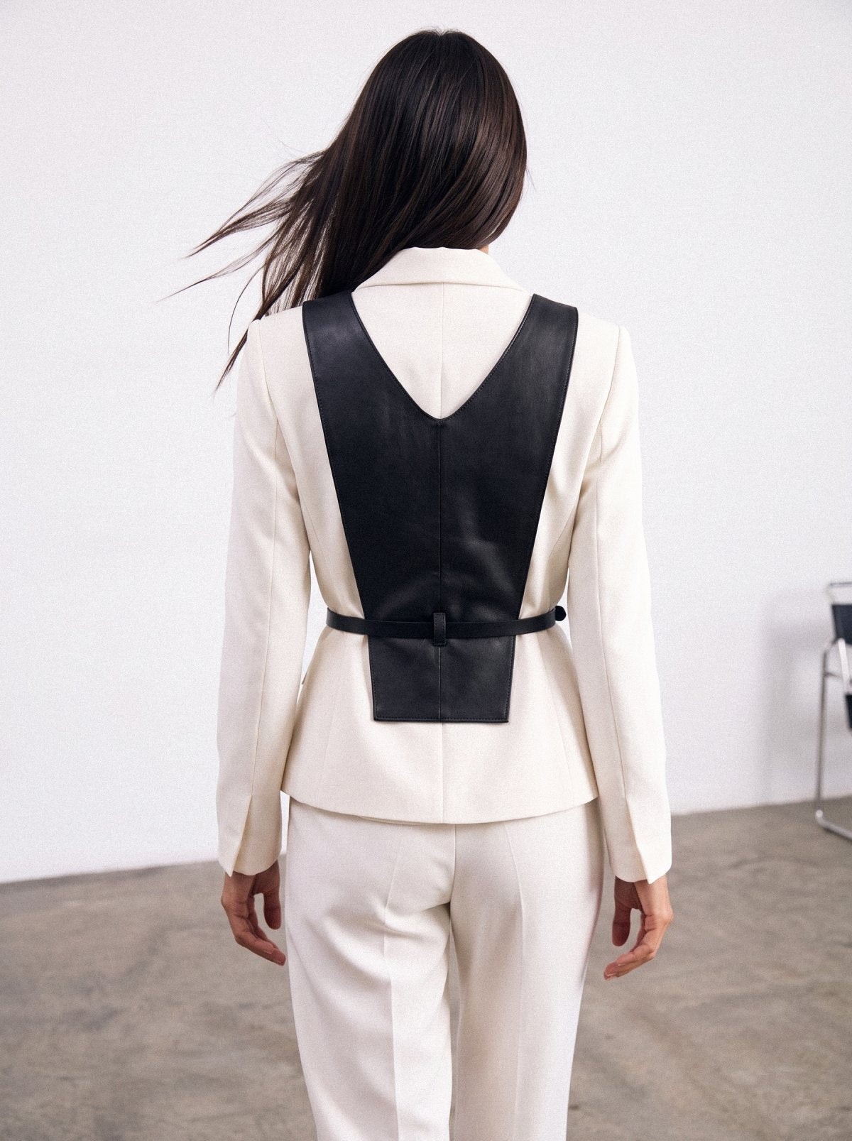 Vest ARVEN Black