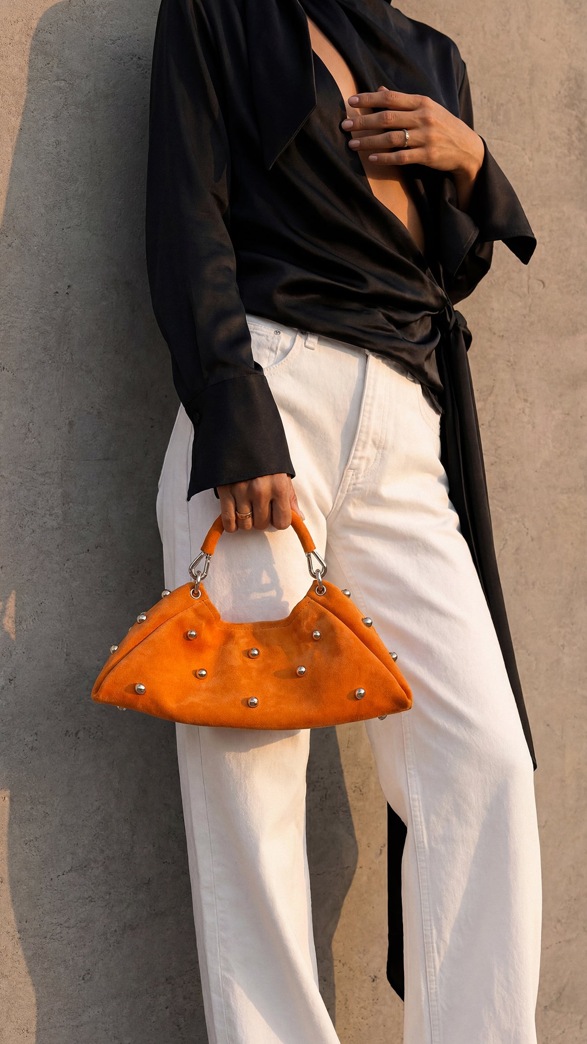 Bag ALMA Orange with half-sphere Studs